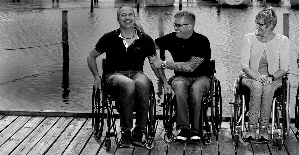 Wolturnus W5 Wheelchair_Outdoor Lifestyle (2)