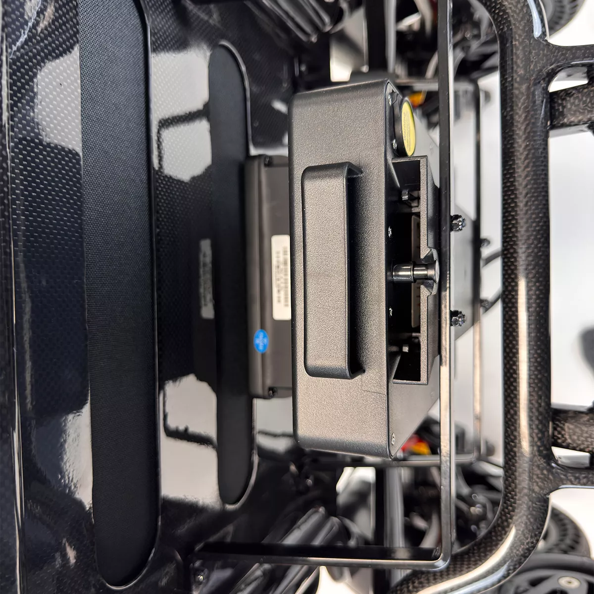 Dash Carbon Max HD_Battery