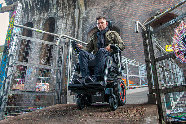 Quickie Q300 M Mini Powerchair Outdoor Ramp